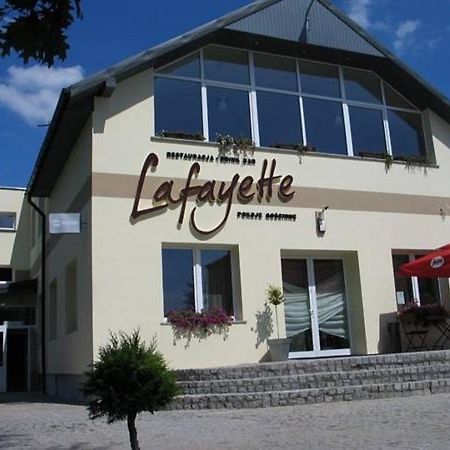 Zelów Restauracja Lafayette Pokoje Goscinne المظهر الخارجي الصورة